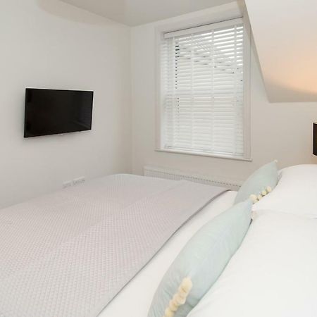 Franklin Rise By Harrogate Serviced Apartments Bagian luar foto